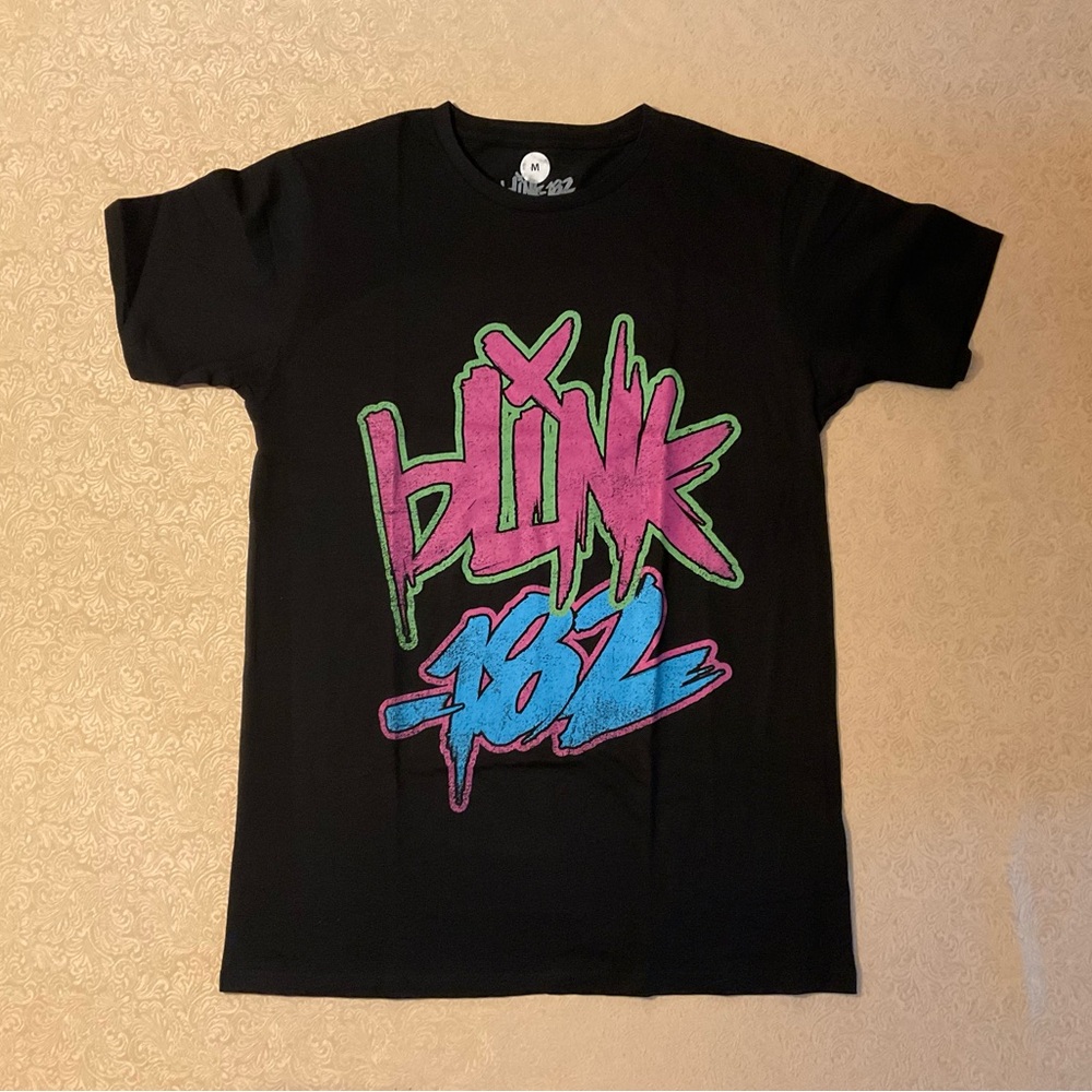 Blink 182 t shirt